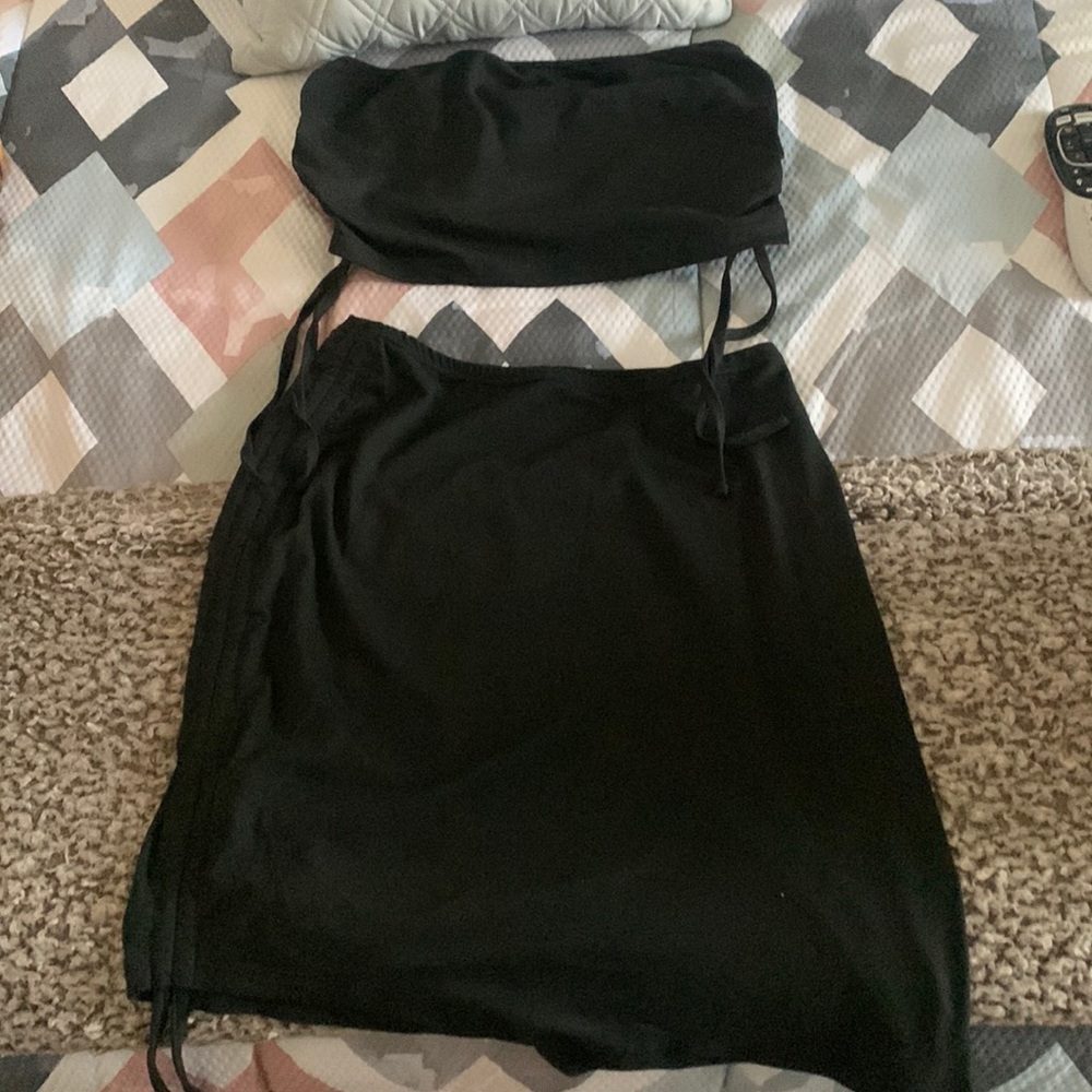 BRAND NEW CROP TOP AND SKIRT SET!